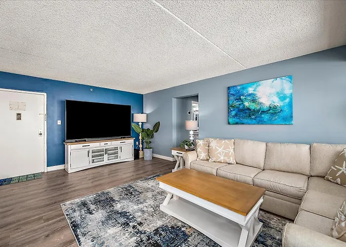 Gorgeous Side Ocean View From Your Private Balcony Holiday home *