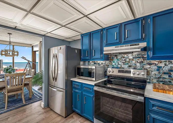 Gorgeous Side Ocean View From Your Private Balcony Ocean City