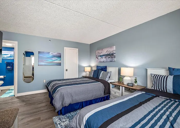 Gorgeous Side Ocean View From Your Private Balcony *