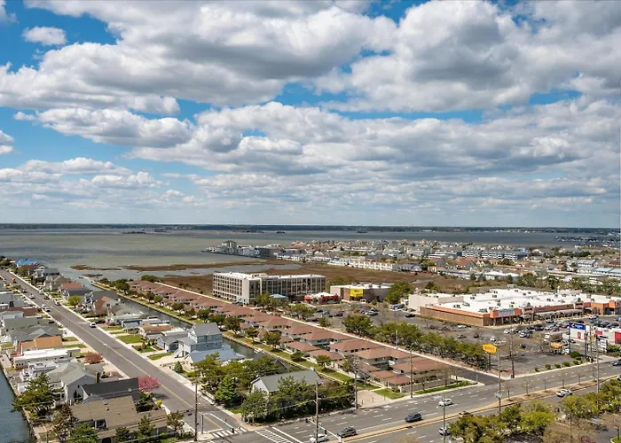 Gorgeous Side Ocean View From Your Private Balcony Ocean City